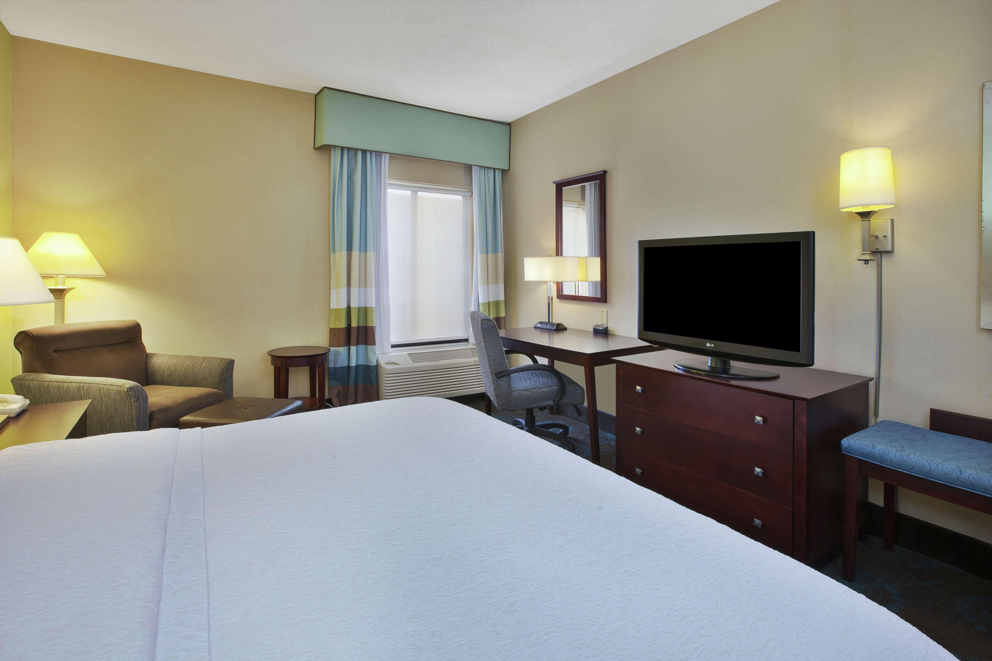Larkspur Landing 3*