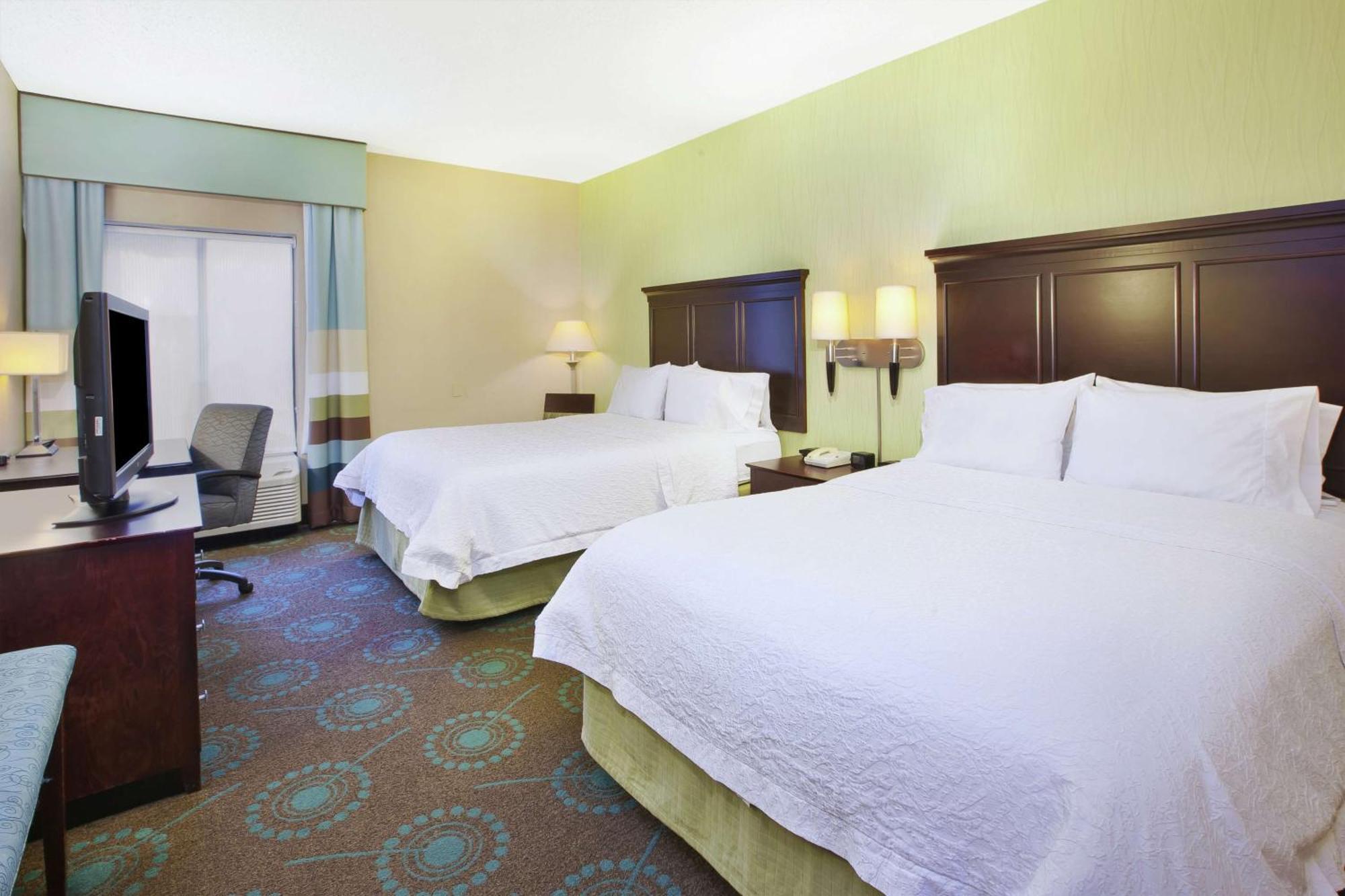 Larkspur Landing Hotel South Bend