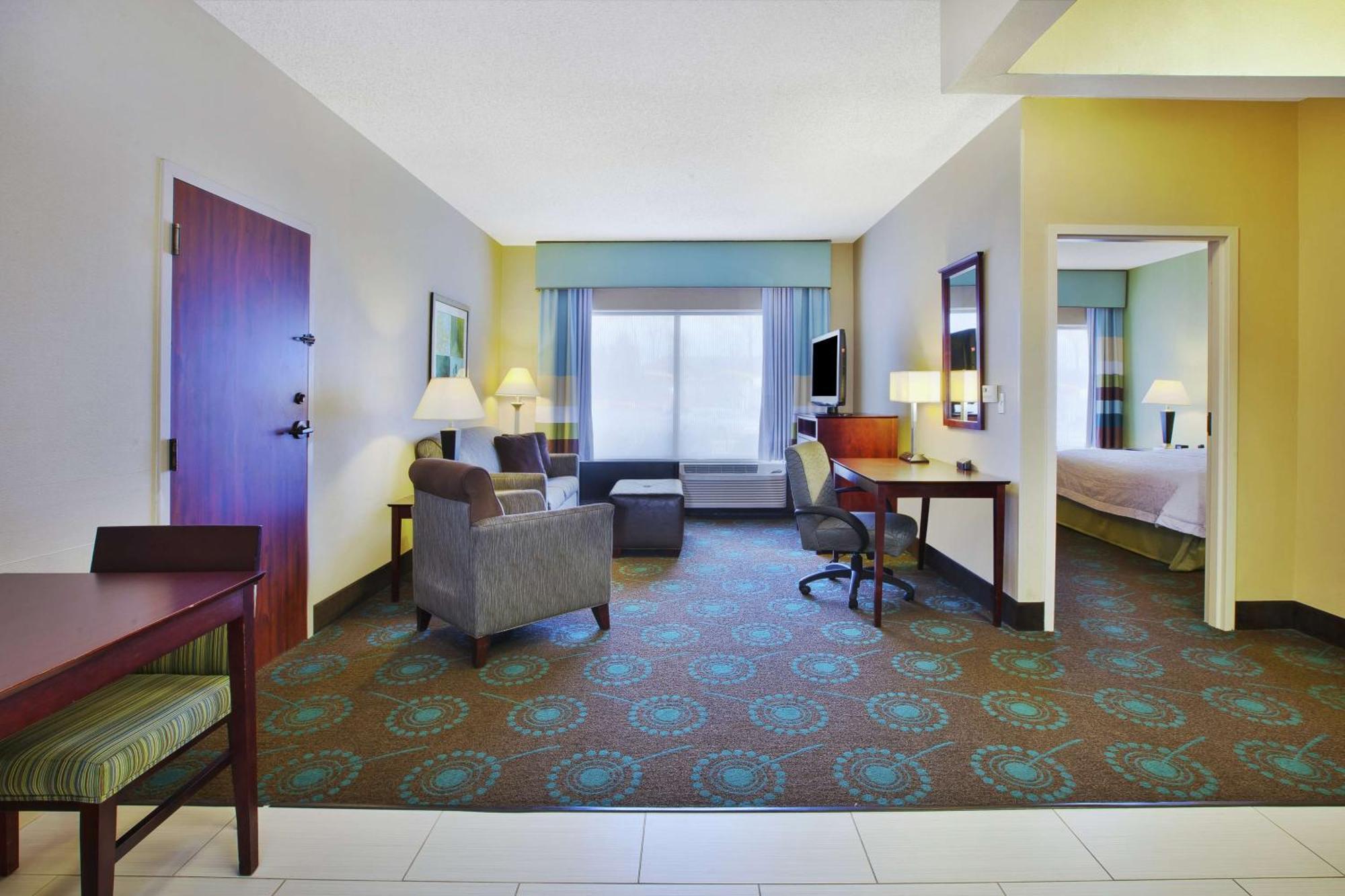 Hotel Larkspur Landing South Bend