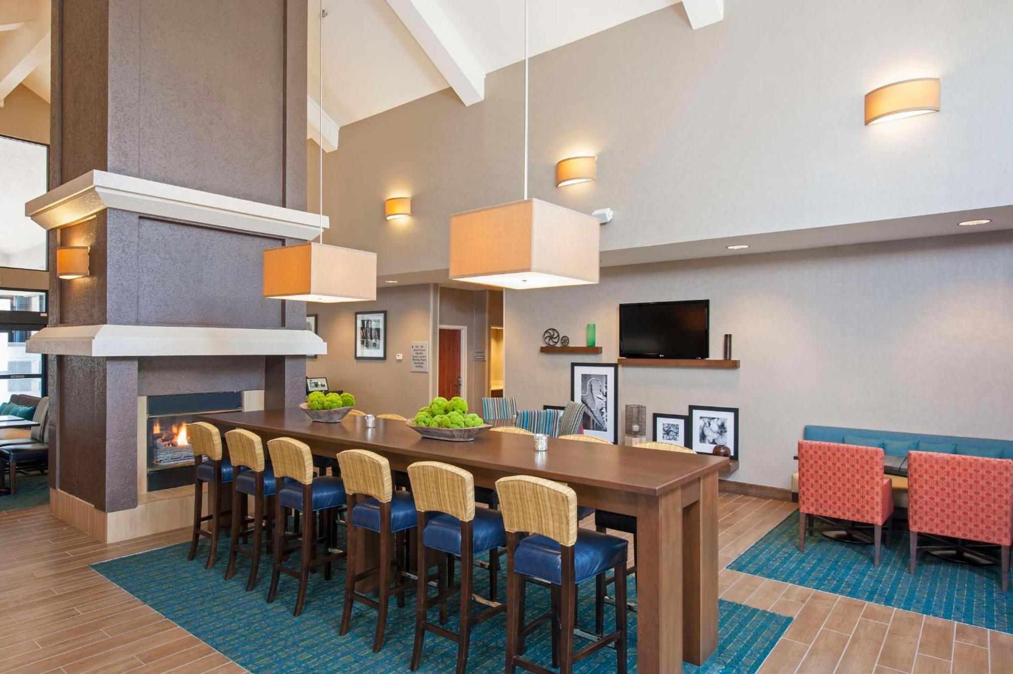 Larkspur Landing
