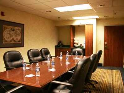 Larkspur Landing Hotel South Bend